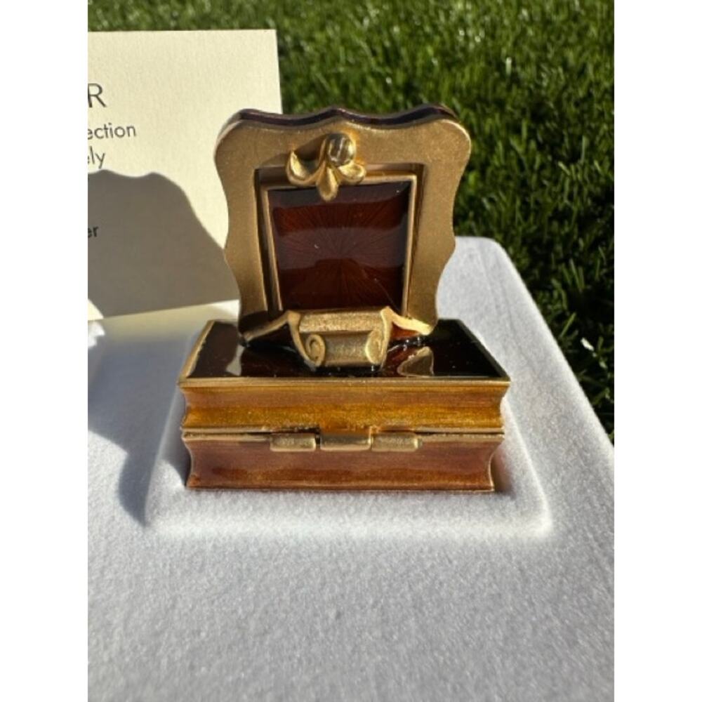 ESTEE LAUDER PERFUME COMPACT RARE 2002 ROMANTIC EDITION MIBB ~ BEAUTIFUL - Picture 6 of 16